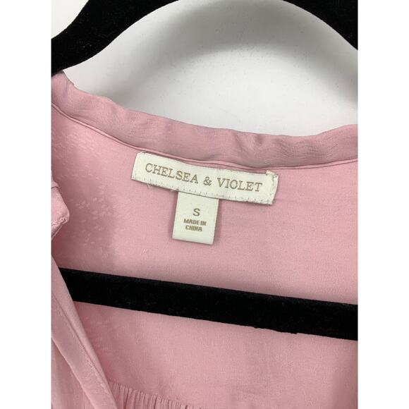 Chelsea & Violet Blouse Womens Small Pink Split Neck Long Sleeve Ruffle Collar - Picture 3 of 5
